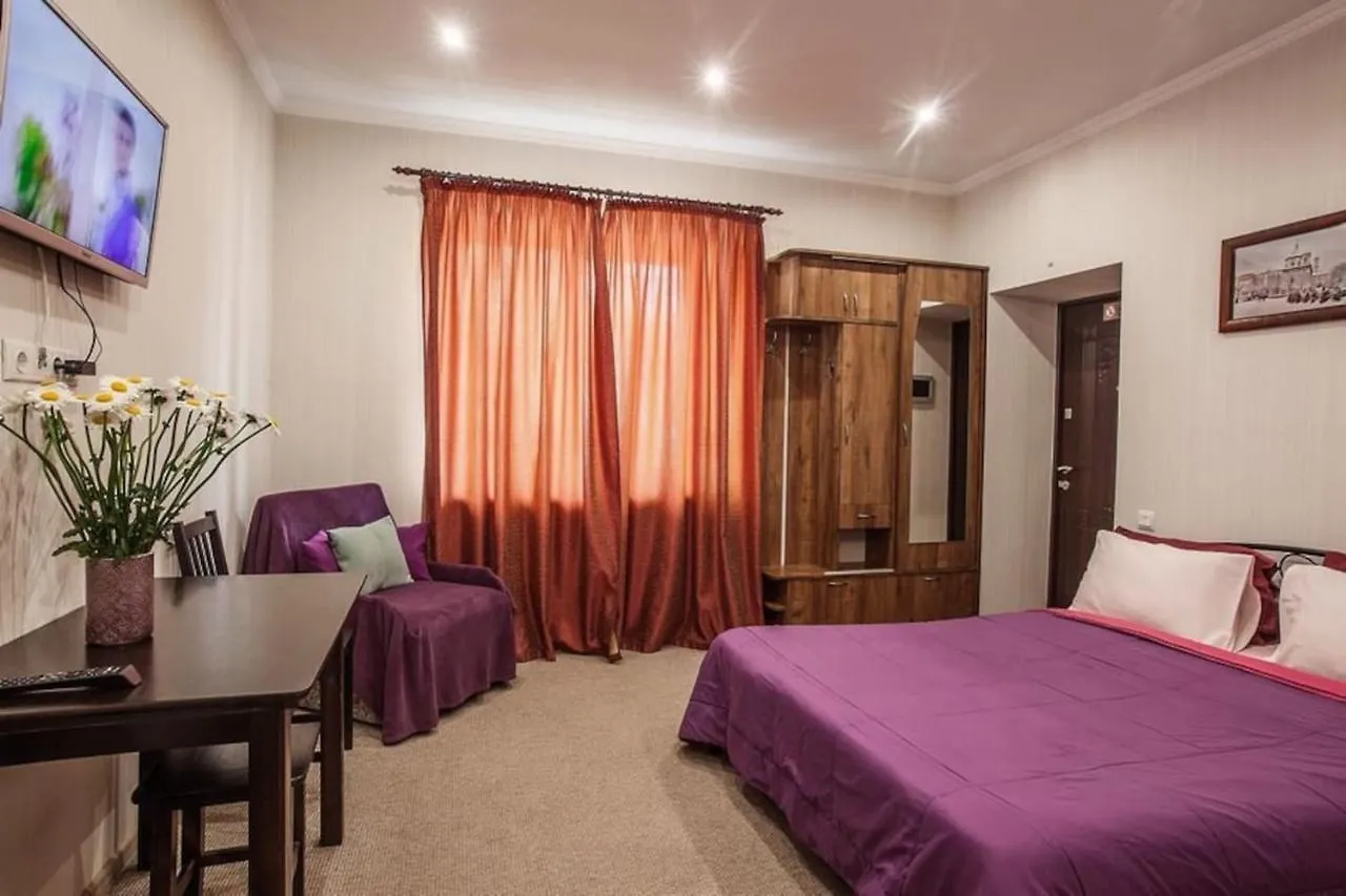 Central Cozy Apartment With Parking! Lviv Ukraine